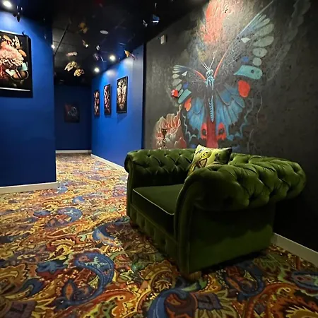 Think Hotel 4*