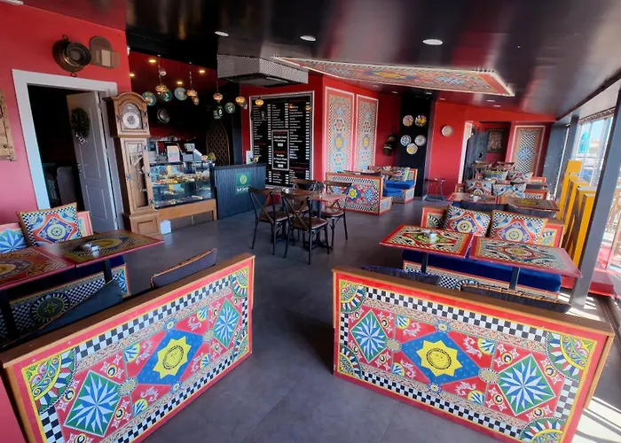 Отель Think Конья